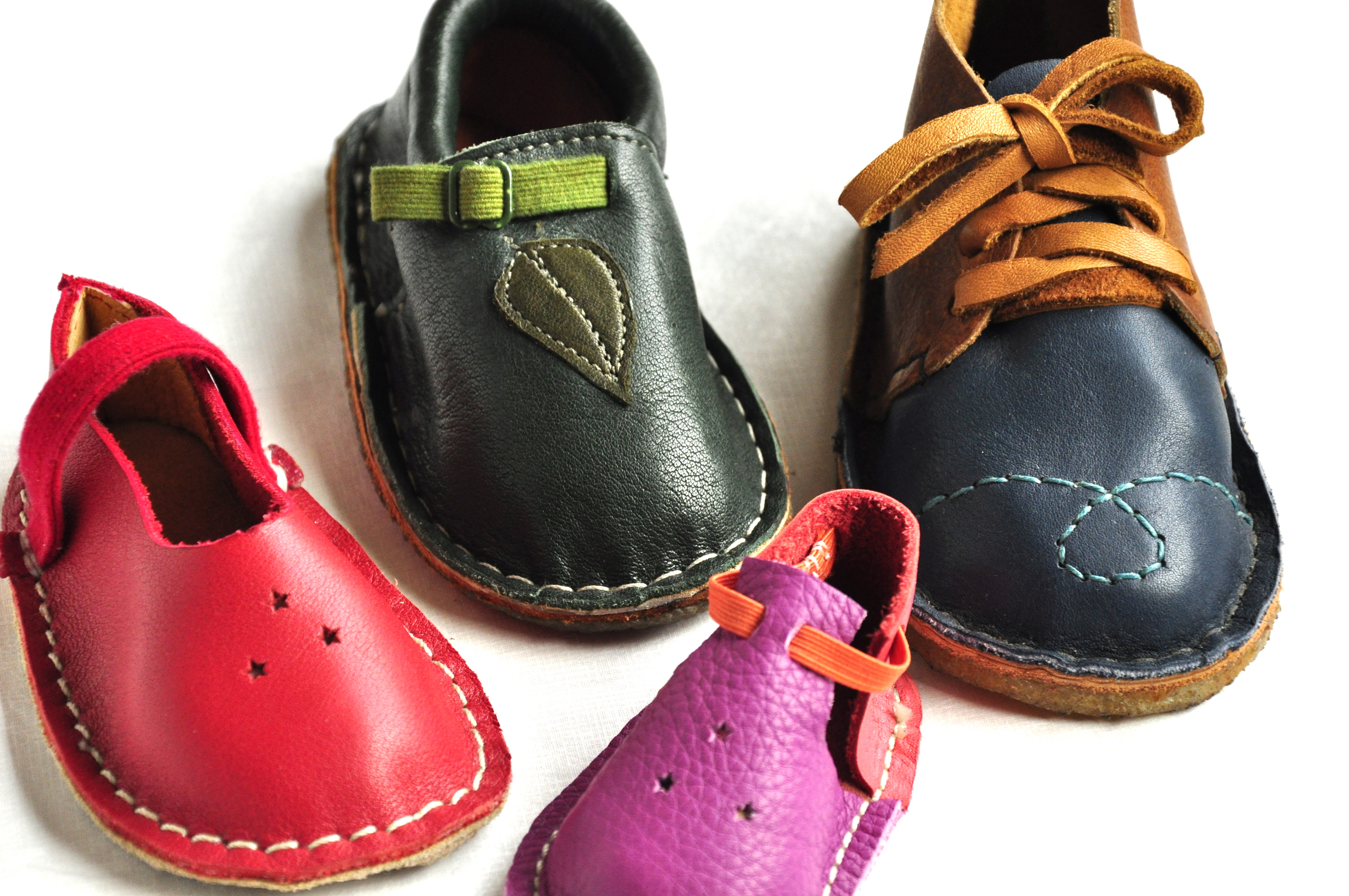 pdf: How to Make Simple Shoes for Children with your own two hands!